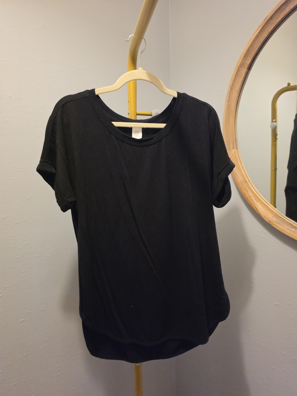 Matty M Black Rolled-Sleeve Short Sleeve Tee